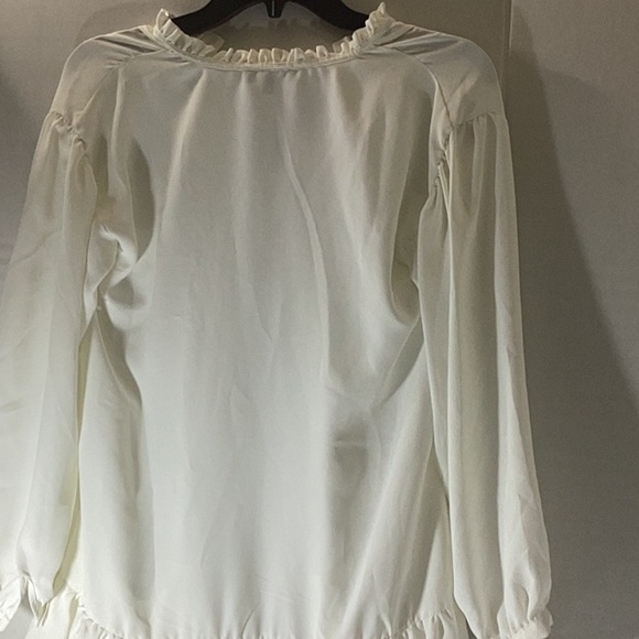 STATE
Crepe de Chine Trapeze Long Blouson Sleeve Split V-Neck Tie Front Mini - Picture 10 of 13